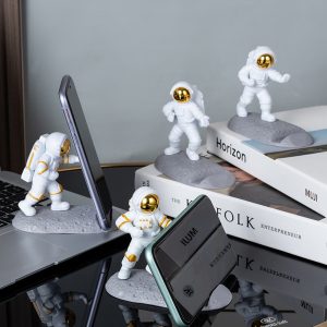 Astronaut Decoration Spaceman Mobile Phone Holder Lazy Binge-watching Tool