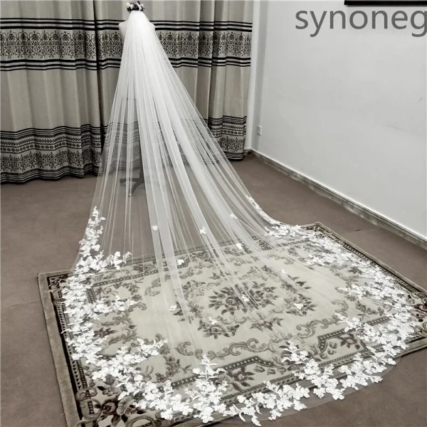 One Layer Cathedral Wedding Veil 3m/4m/5m White Lace Edge Bridal Veil with Comb Ivory Appliqued