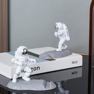 Astronaut Decoration Spaceman Mobile Phone Holder Lazy Binge-watching Tool