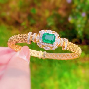 Italian Vintage Hand-woven Gold Emerald Bracelet Luxury Full Diamond Adjustable